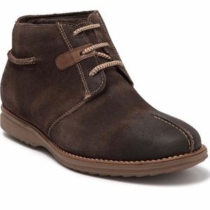 stylish chukka boots "NWT" without a box